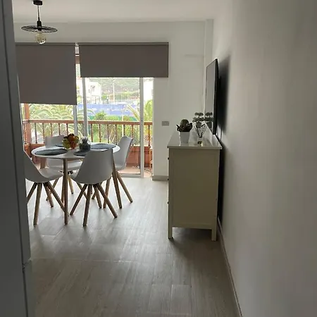 Apartamento En La Costa De La Isla Baja 公寓 *